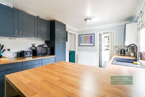 Photo 13- click for photo gallery